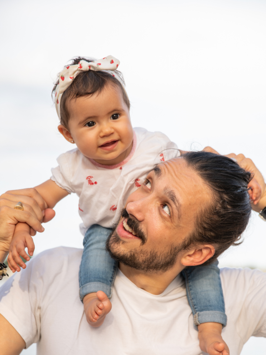 11-ways-to-raise-your-child-into-a-fulfilled-human-being-samwaad-india
