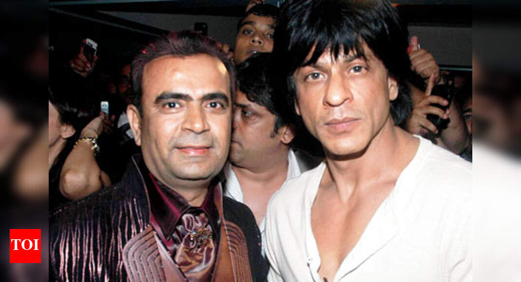 Shah Rukh Khan keeps his word! | Hindi Movie News - Times of India