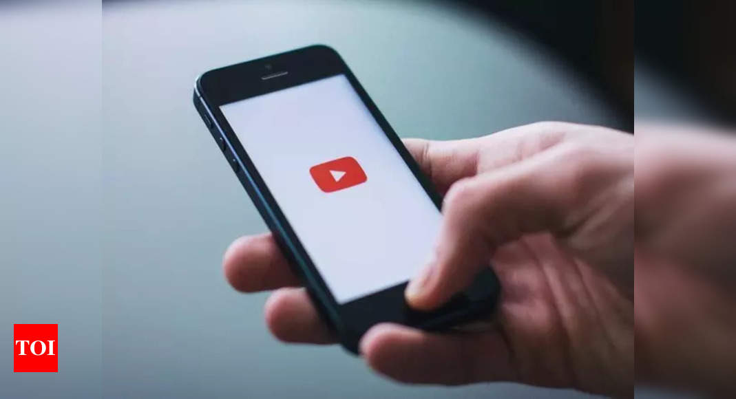 Shorts: YouTube testing ‘viewer-created Shorts featuring comments’ feature for Shorts – Times of India