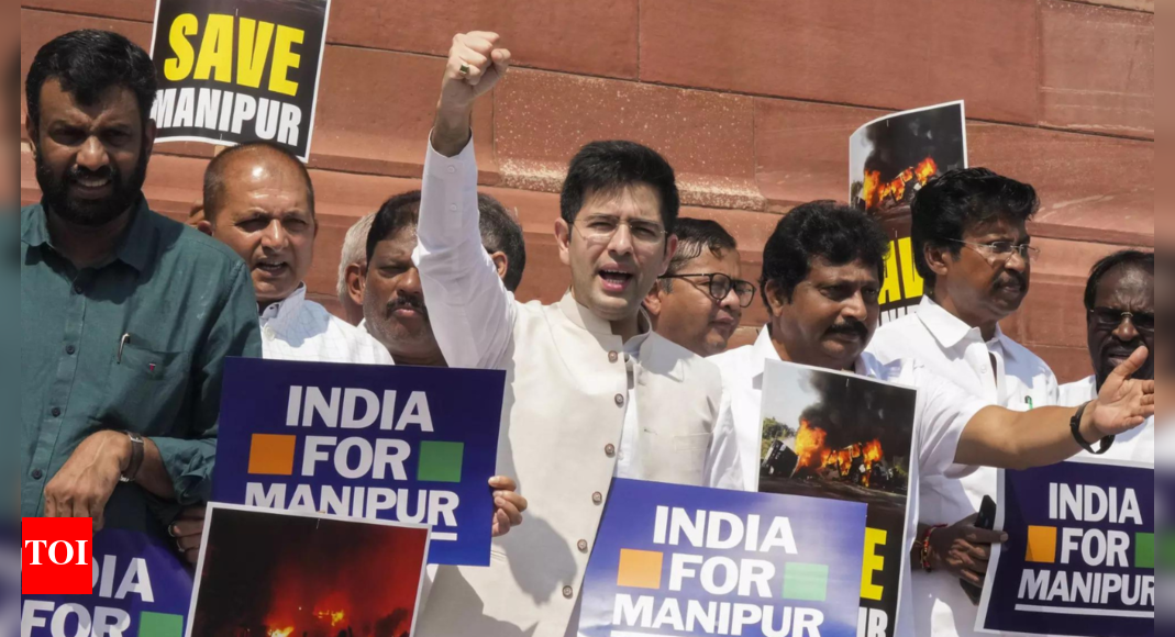 AAP announces nationwide protests on Manipur issue on Tuesday | Delhi ...