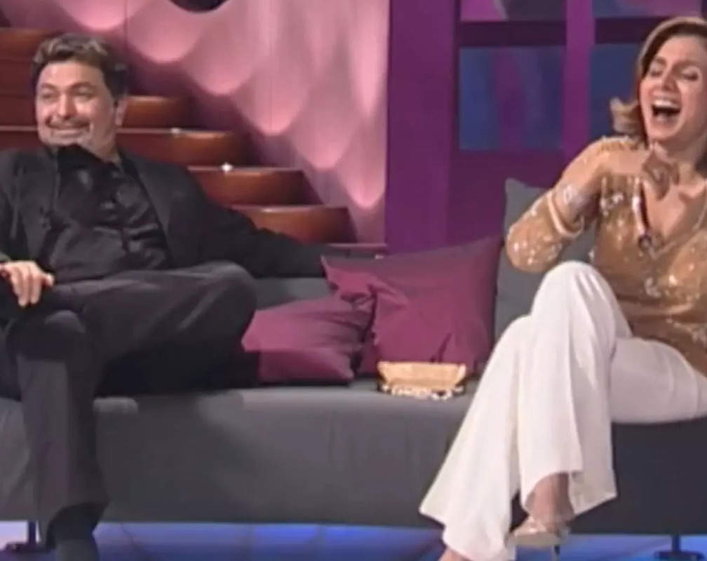 
Old video shows Rishi Kapoor and Neetu Kapoor making fun of Aishwarya Rai's Hollywood career; angry netizens call them, 'Pompous narcissists'
