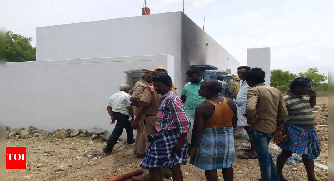 Two women die in TN fireworks unit accident | Chennai News - Times of India