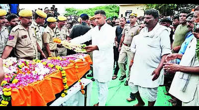 Soldier cremated with full military honours in Bundi