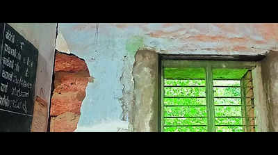 Classroom walls develop cracks in Puttur; students shifted