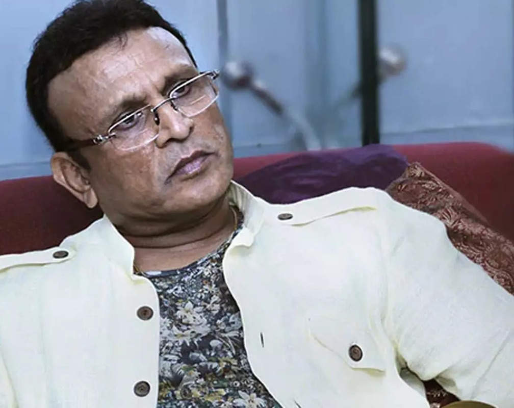 
Annu Kapoor talks about returning to work after suffering a heart attack; says 'Maybe people will value me more when I am gone'
