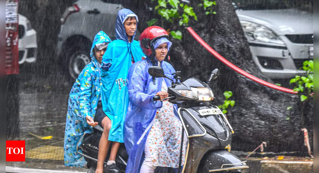 Mumbai university cancels exams, BMC declares holiday amidst red alert for heavy rains