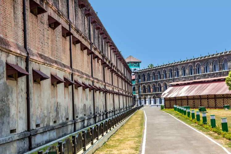 A trip to Cellular Jail