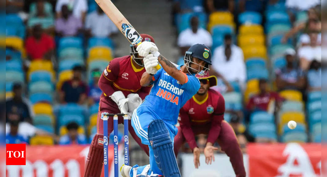 India Vs West Indies Highlights 1st Odi India Beat West Indies By 5 Wickets Take 1 0 Lead In 7104