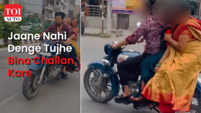 Motorcyclist recreates 3 idiots' scene: Delhi Police replies 'Jaane Nahi Denge Tujhe Bina Challan Kare'
