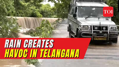 Telangana: Flash floods create havoc in Mulugu