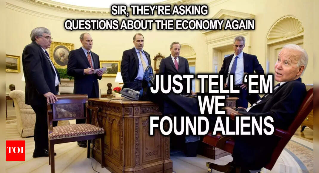 Whistleblower claims US govt hiding 'UFOs', Twitter bursts into memes