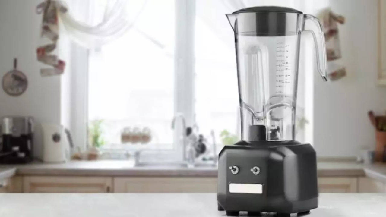 This Viral Food Chopper Is On Sale For the Lowest Price During