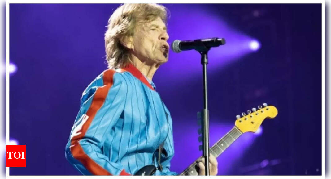 Mick Jagger left his b'day celebrations early, leaving others to dance