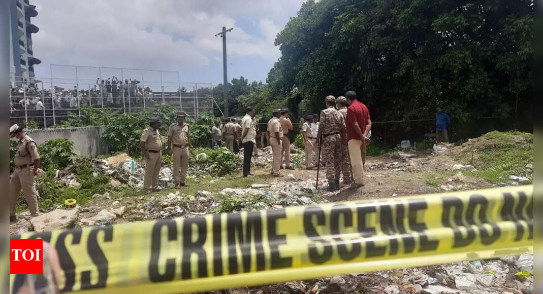 Kerala rape & murder: Hundreds pay last respects to 5-year-old; sorry daughter, say police | India News