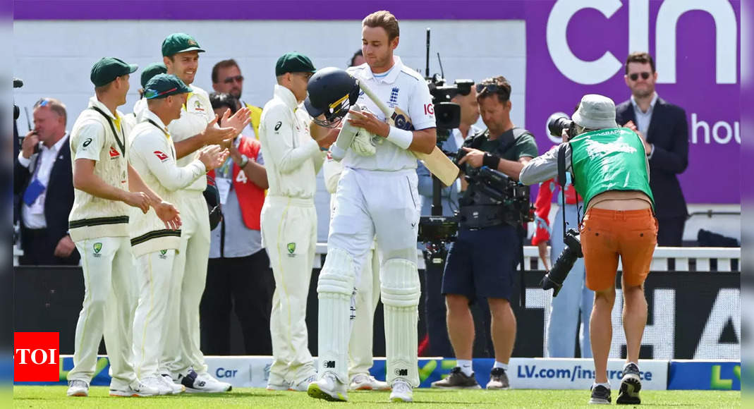 Watch: Retiring Stuart Broad receives guard of honour from Australian players | Cricket News – Times of India