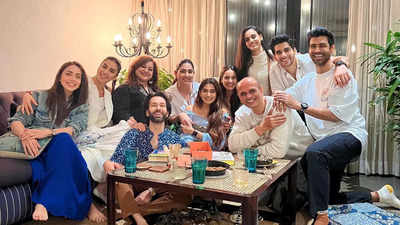 Nakuul Mehta shares pic from 'last supper' with Bade Achhe Lagte Hain stars; Disha Parmar thanks him for 'lovely food and great night'