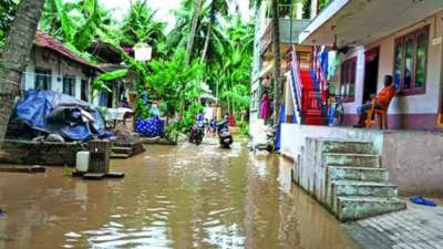 Floods snap road links between Andhra Pradesh & Odisha, Chhattisgarh & Telangana