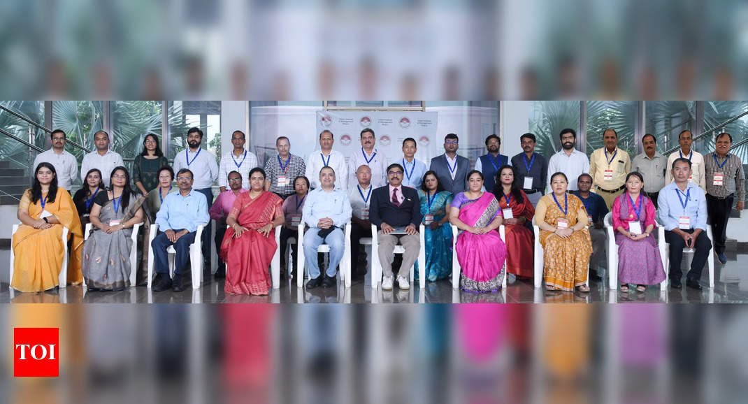 IIM Raipur hosts training programme for Vidhan Sabha secretariat staff