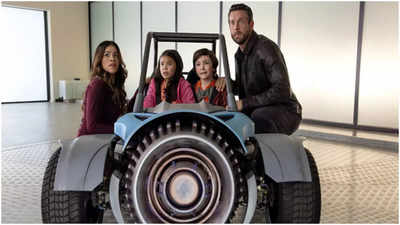 Gina Rodriguez, Zachary Levi's 'Spy Kids: Armageddon' teaser trailer out