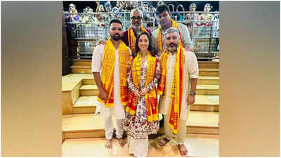 Nushrratt Bharuccha visits Mumbai's Siddhivinayak temple before 'Akelli' release