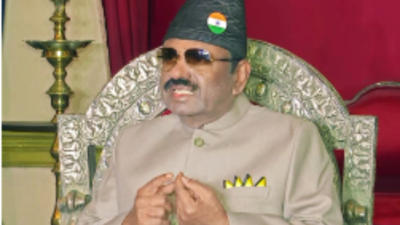 Bengal governor sets up Raj Bhavan anti-graft cell, Mamata fumes