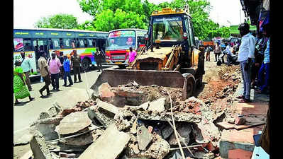 Encroachments at Gandhipuram town bus stand removed