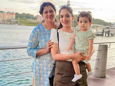 Actress Diya Menon enjoys vacation with family in Singapore