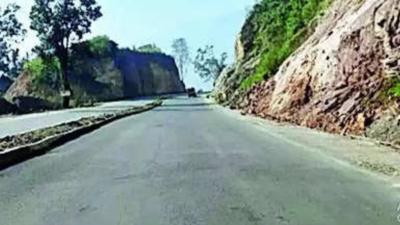 Tuensang-Mon road link restored, opened to public