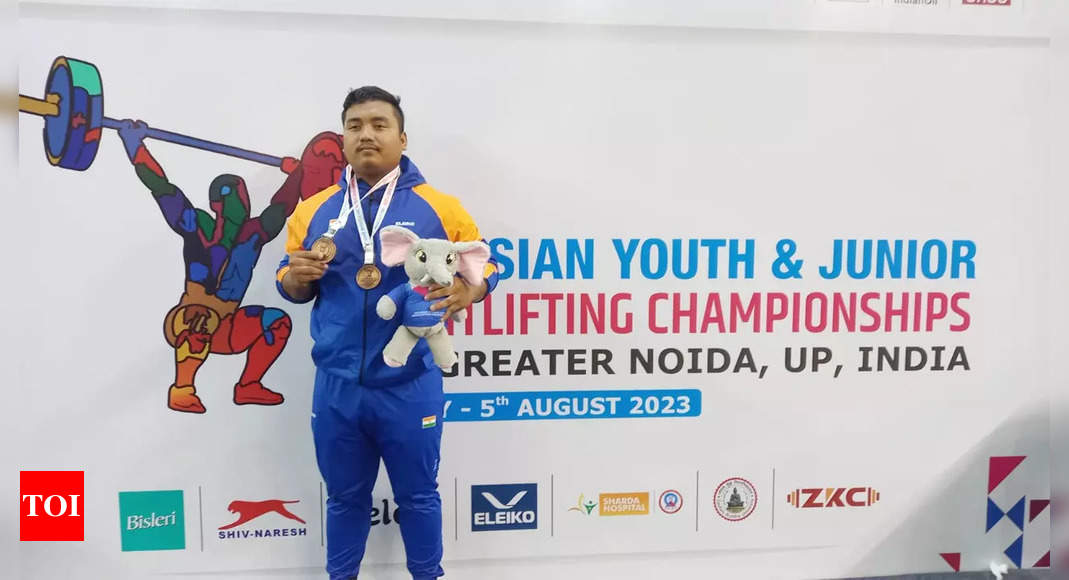 Kapil Sonowal wins bronze in Asian Youth and Junior Weightlifting