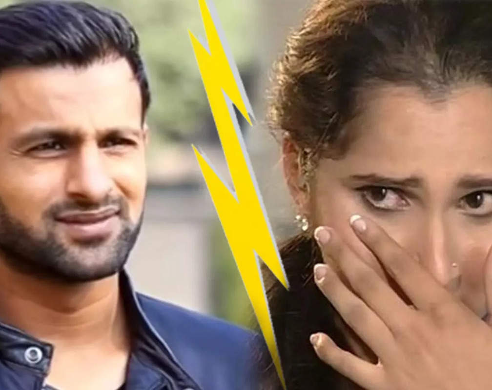 
Shoaib Malik removes 'Husband to a superwoman Sania Mirza' from his Instagram bio; sparks divorce rumours again
