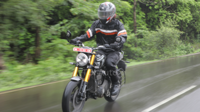 Triumph Speed 400 deliveries begin in India: Price, specs of Harley-Davidson X440 rival