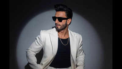 Suit up like Ranveer Singh: Take inpiration from Rocky Aur Rani Kii Prem  Kahaani actor