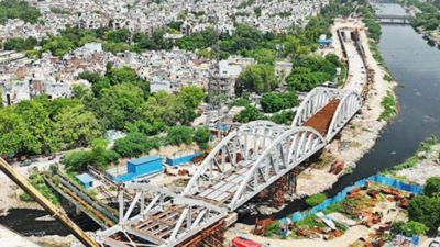 RAPIDX: 2 special steel spans in E Delhi in place