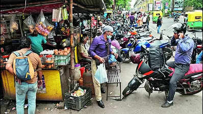 Scanner on DH Rd illegal parking, encroachment