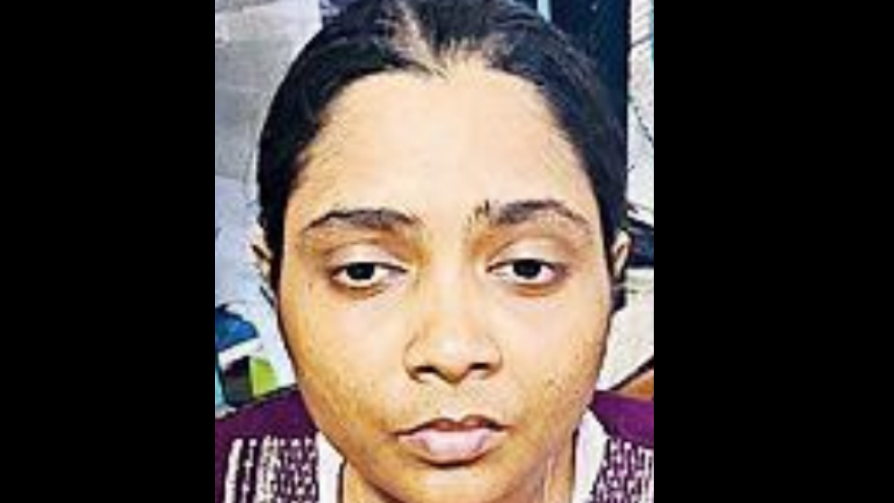 Kerala Nurse tries to kill woman to win over husband, arrested Kochi News