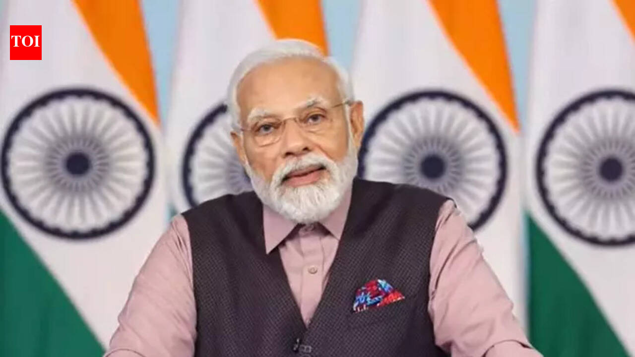 PM Modi News Live Updates: PM Narendra Modi lays foundation stone for ...