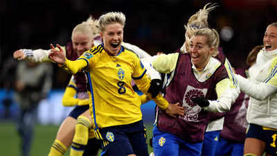 Sweden beat holders USA on penalties to reach Women's World Cup quarter-finals