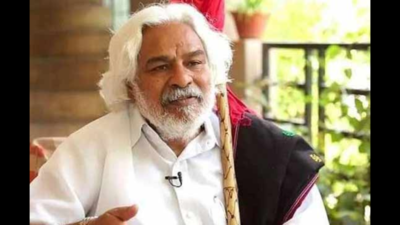 Renowned Telangana folk singer Gummadi Vittal Rao, popularly known as 'Gaddar', passes away