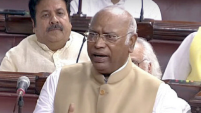 Mallikarjun Kharge: PM Narendra Modi only ‘spread division’ in 10 years ...