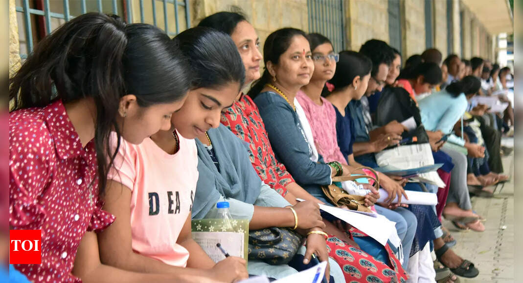 Bpsc School Teacher Recruitment 2023 Admit Cards For Tgt Pgt And