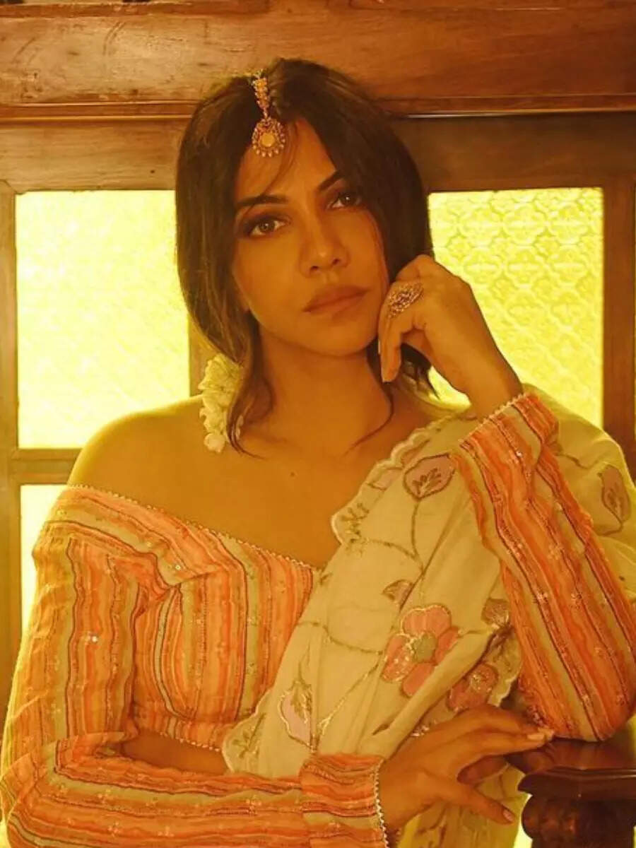 Onam edit: Ft. Madonna Sebastian - Vimarsana News