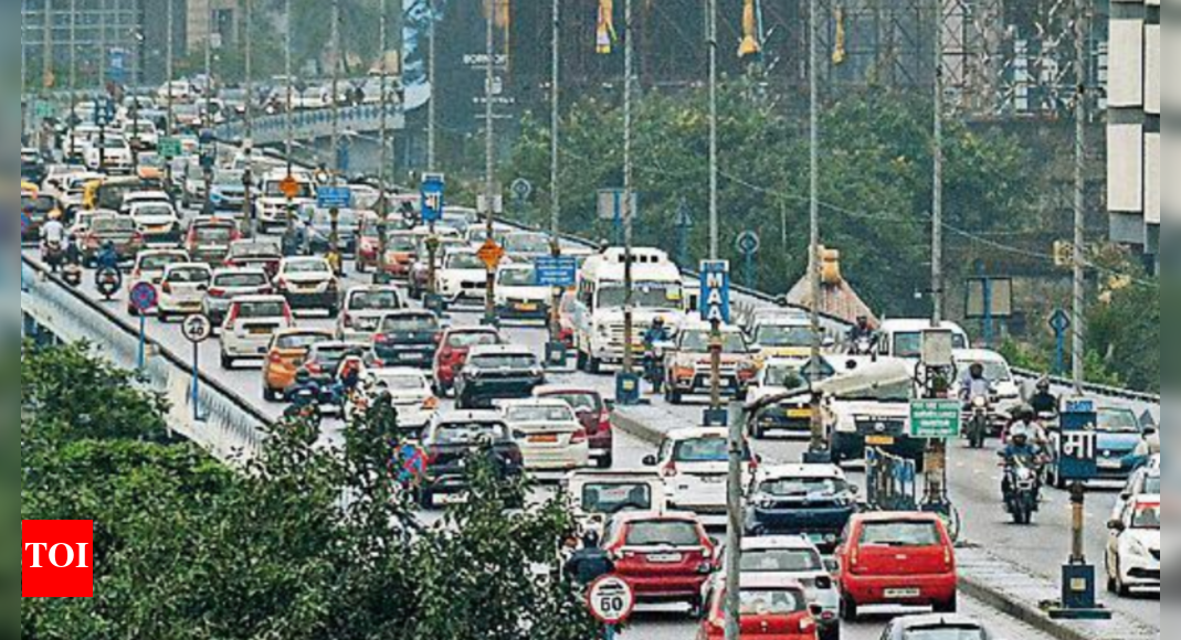 Kolkata: Repair work on Maa flyover's carriageway likely to start ...