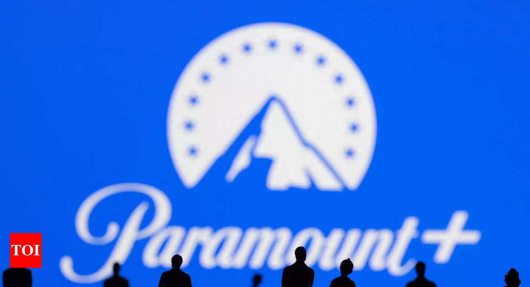 Paramount Agrees to Sell Simon & Schuster to KKR, a Private Equity Firm -  The New York Times