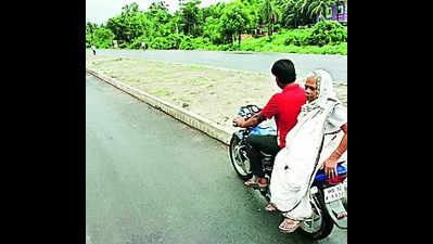 ‘Plug illegal median cuts, hand over land to NHAI’
