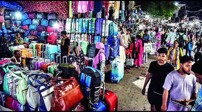 Cal HC tells state to file report on plans for hawkers in a month