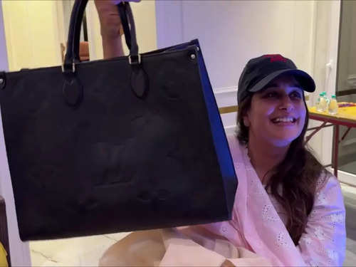 Shoaib Ibrahim gifts a high-end designer bag to Dipika Kakar on