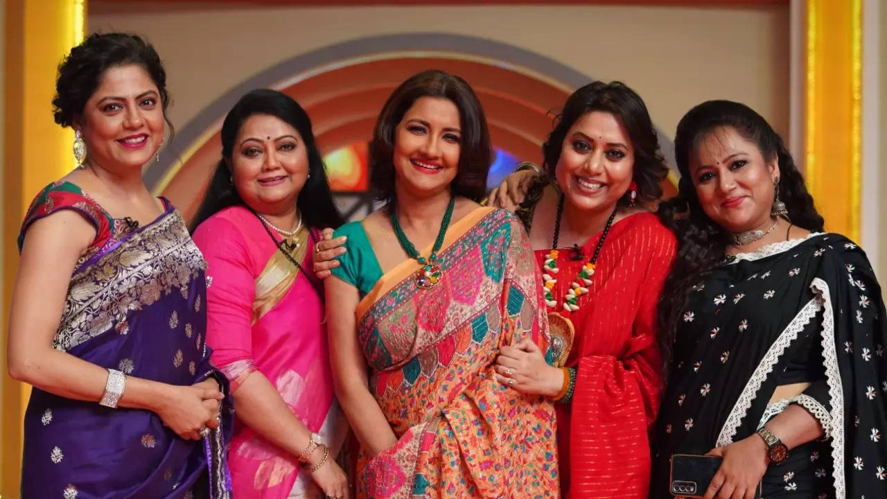 Rachna Banerjee hosted Didi No. 1 set for a fun filled celebrity