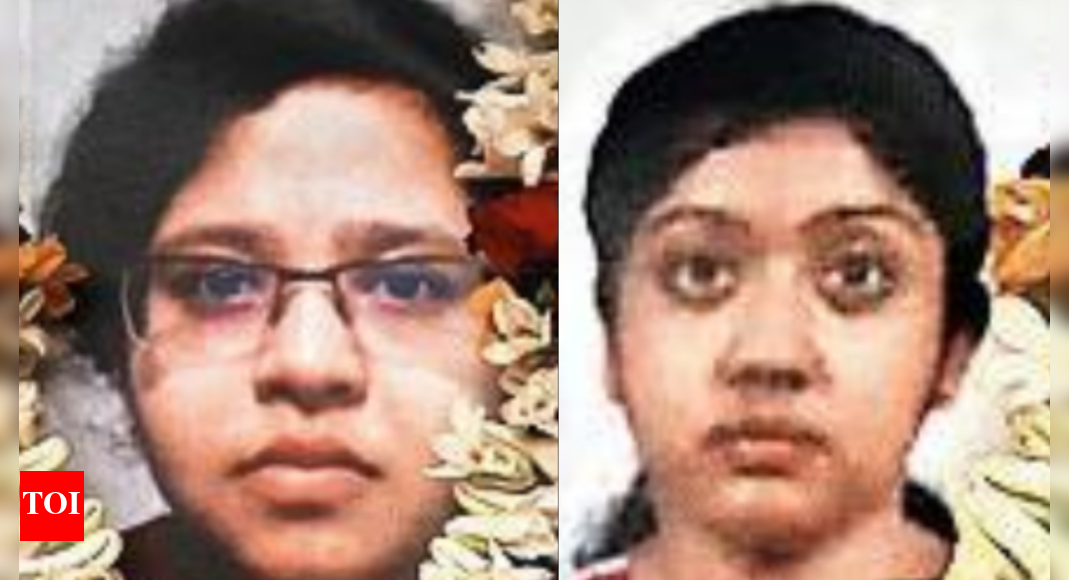2 dead in car crash were varsity profs | Kolkata News - Times of India