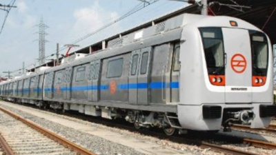 Travel by Delhi Metro cuts 32gm of CO2 per km
