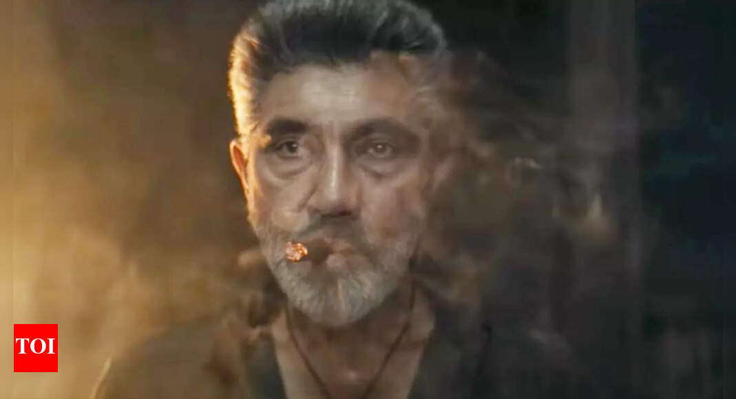 Vasanth Ravi & Sathyaraj's 'Weapon' teaser | Tamil Movie News - Times ...